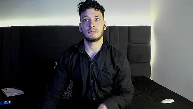 alejandro  2 online show from 09/19/25, 03:56