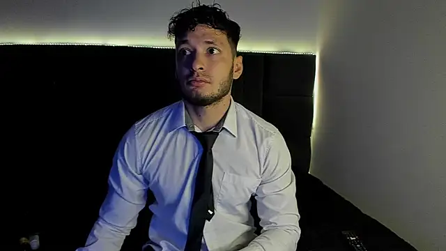 alejandro  2 online show from 09/25/25, 02:21