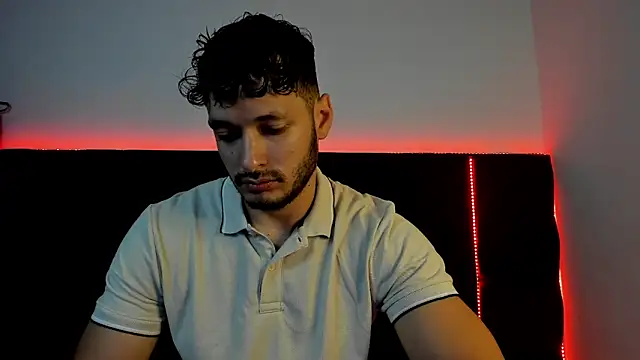 alejandro  2 online show from 02/09/26, 03:49