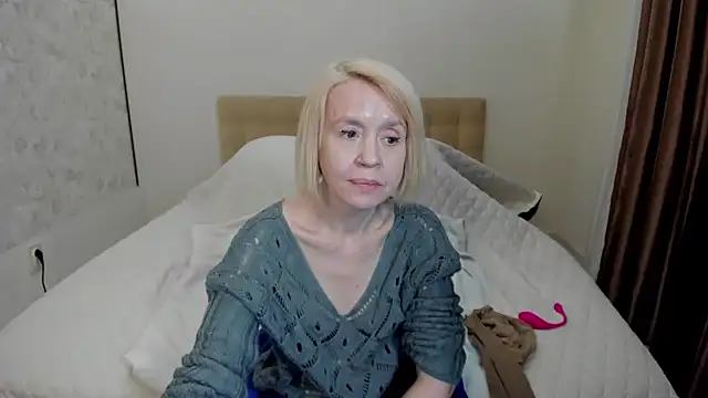 aminalive online show from 02/21/25, 02:38