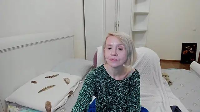 aminalive online show from 12/03/25, 07:01