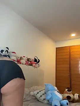 oriana zoeee online show from 02/04/26, 08:14