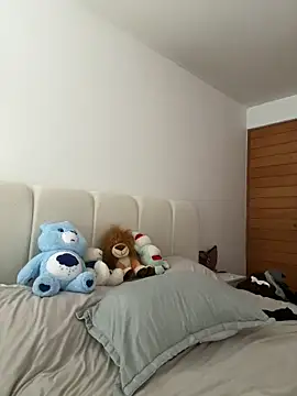 oriana zoeee online show from 04/05/26, 05:43