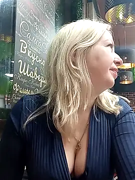 Snapshot of Arina_smiles chatting on 01/19/25, 07:37 Arina smiles online show from 01/19/25, 07:37