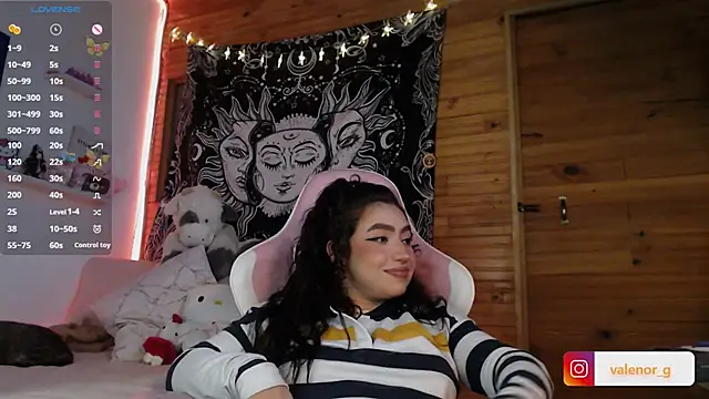 valenor  online show from 02/08/25, 06:12