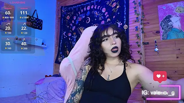 valenor  online show from 10/24/25, 02:08