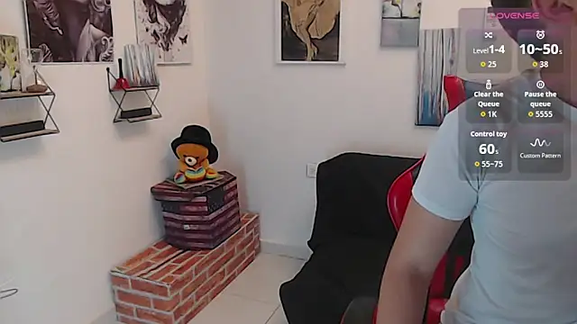 Oliverboy- online show from 06/13/26, 11:35