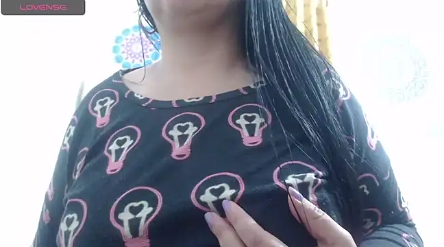 Snapshot of AmmyCollins chatting on 03/02/25, 09:10 AmmyCollins online show from 03/02/25, 09:10