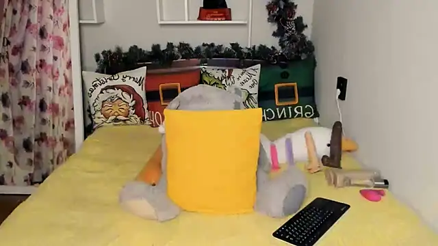 Stripchatlady online show from 01/06/26, 03:10