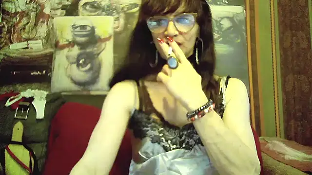 Snapshot of TheBlackWtch chatting on 02/11/25, 04:11 TheBlackWtch online show from 02/11/25, 04:11