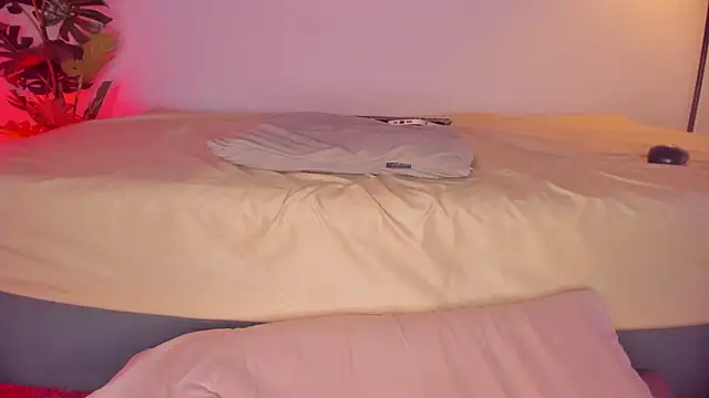 hot booty  online show from 04/23/26, 10:12