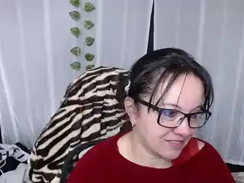 Sonialorens  online show from 02/10/25, 03:10