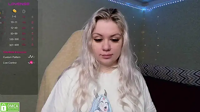 Snapshot of elven_dreams_ chatting on 12/15/24, 06:15 elven dreams online show from 12/15/24, 06:15