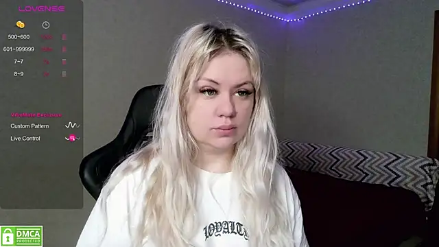 Snapshot of elven_dreams_ chatting on 12/22/24, 02:39 elven dreams online show from 12/22/24, 02:39