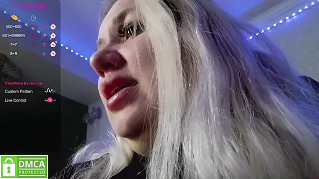 Snapshot of elven_dreams_ chatting on 03/22/25, 10:15 elven dreams online show from 03/22/25, 10:15