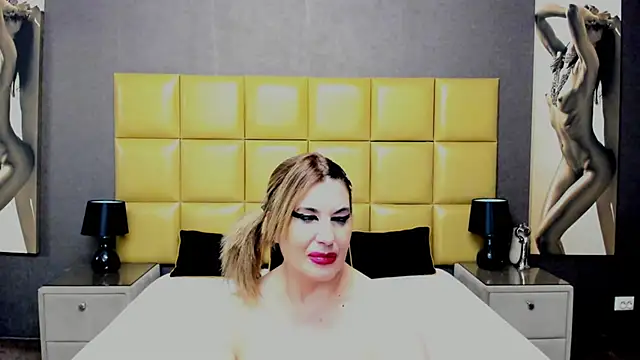 KiraLeila online show from 02/19/25, 11:46