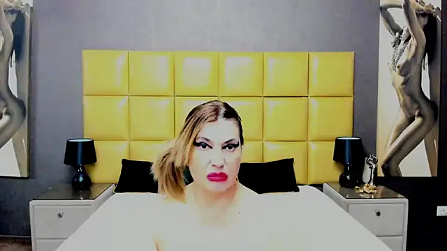 KiraLeila online show from 03/05/25, 08:00