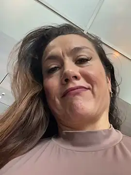 angelitasexy81 online show from 01/31/25, 11:56