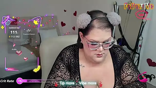 Snapshot of GiannaMorrys chatting on 11/09/25, 03:05 GiannaMorrys online show from 11/09/25, 03:05