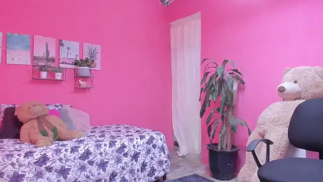 Emma lean online show from 12/03/24, 04:28