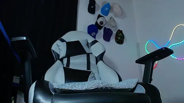 sebastian horny online show from 11/27/25, 10:45