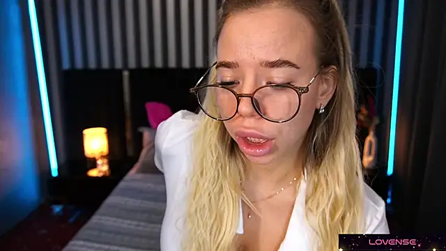 Sexy Ira online show from 01/15/25, 07:05