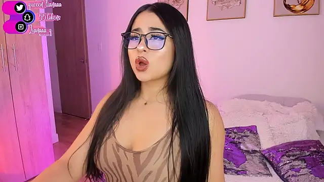 Queen liana online show from 01/07/25, 08:24