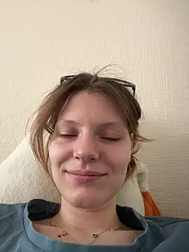 MaryHiggins online show from 02/04/25, 01:27