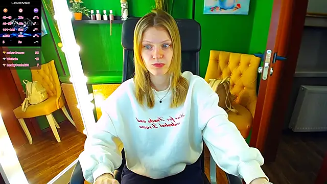 MaryHiggins online show from 03/05/25, 01:39