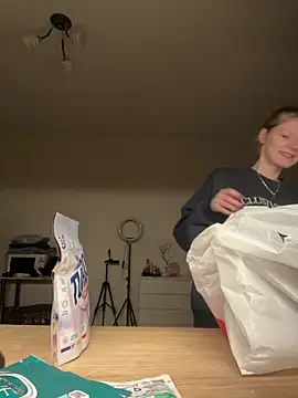 MaryHiggins online show from 03/17/25, 06:11