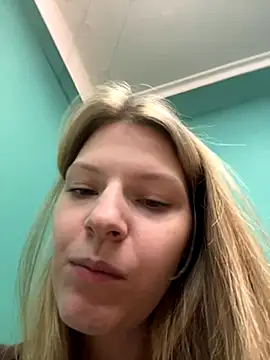 MaryHiggins online show from 10/03/25, 12:24