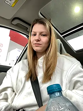 MaryHiggins online show from 10/24/25, 09:28