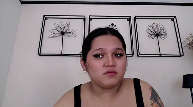 EmpressYna online show from 03/20/25, 05:57