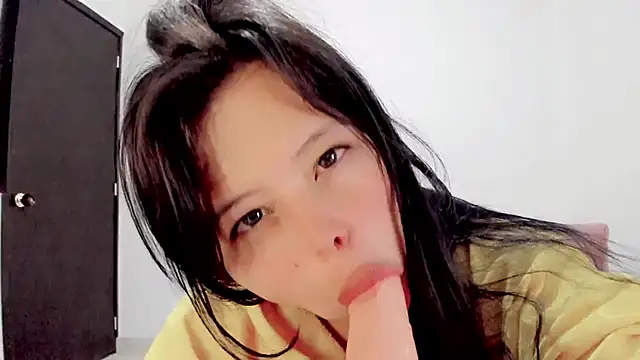 ariakyubi online show from 02/08/25, 09:03