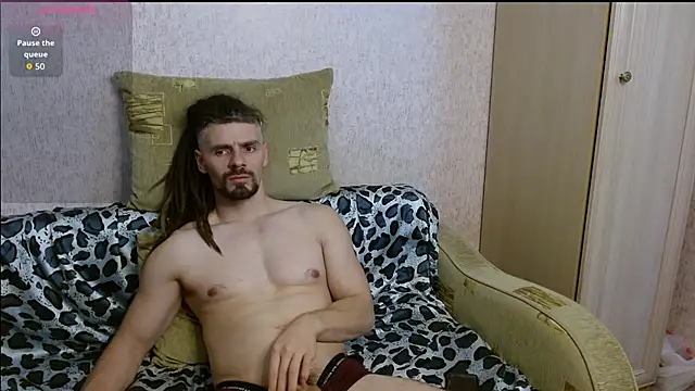 Aestheticguy101 online show from 11/24/25, 06:51