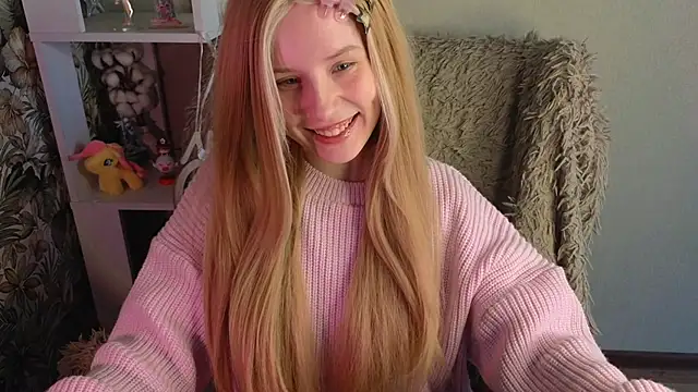 Snapshot of sarakaell chatting on 06/03/26, 01:41 sarakaell online show from 06/03/26, 01:41