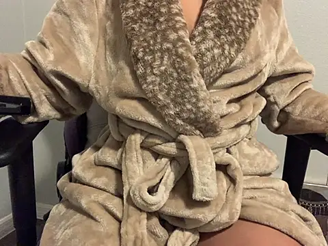 RylHoneyy online show from 01/16/25, 02:09