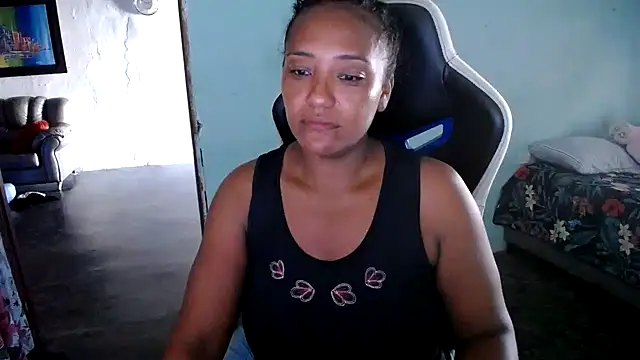 marysol83 online show from 11/30/25, 07:51