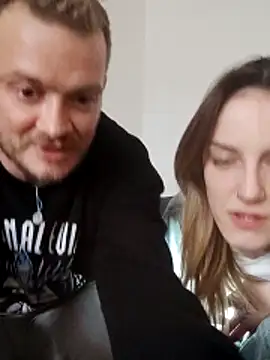 Mia-Sweet2002 online show from 12/15/25, 10:30