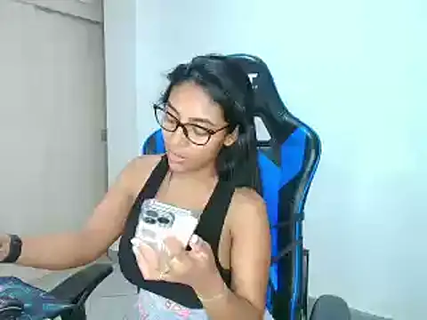 sophiax-x online show from 01/16/25, 01:58