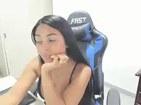 sophiax-x online show from 02/23/25, 06:01