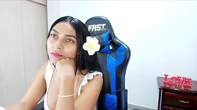 sophiax-x online show from 11/11/25, 05:35