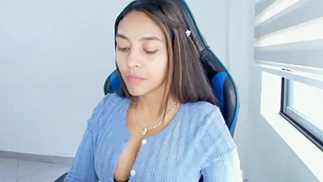 sophiax-x online show from 07/16/26, 03:51