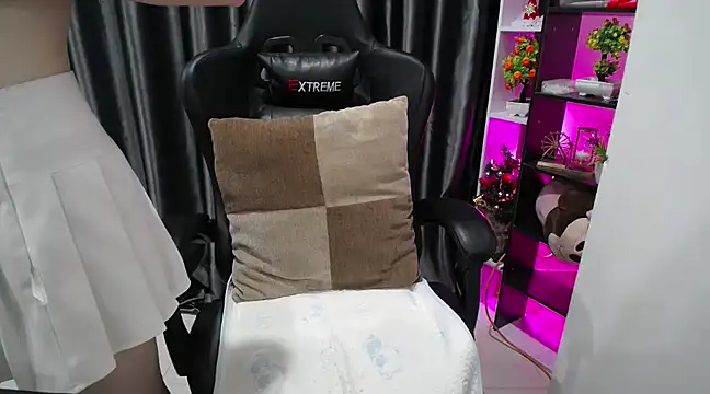 Yuki-yio online show from 03/01/25, 01:22