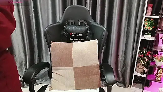 Yuki-yio online show from 02/23/26, 01:36