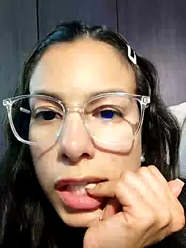 Snapshot of Angelinalombardi_ chatting on 03/15/25, 03:40 Angelinalombardi  online show from 03/15/25, 03:40