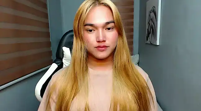 Snapshot of MoaningKylie chatting on 01/26/25, 01:09 MoaningKylie online show from 01/26/25, 01:09