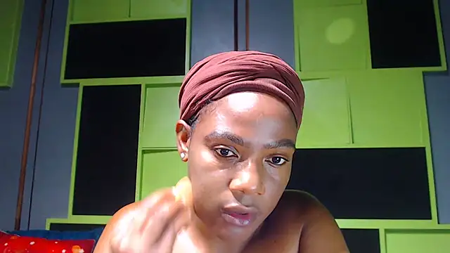 Snapshot of SexyAssDivaxxx chatting on 02/28/25, 04:32 SexyAssDivaxxx online show from 02/28/25, 04:32
