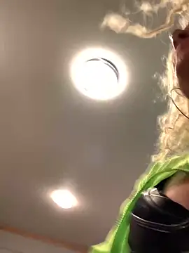 DreamGurlDaisyxh online show from 01/19/25, 08:07