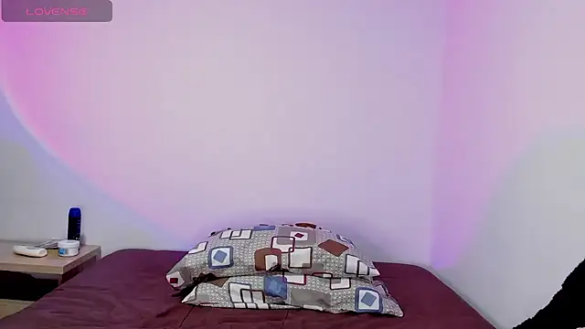 Abby Saenz01 online show from 02/09/25, 01:00